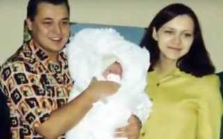 Солист группы «Руки Вверх!» Сергей Жуков показал, как выглядит его дочь от первого брака: трудно поверить, но ей уже 17 лет!